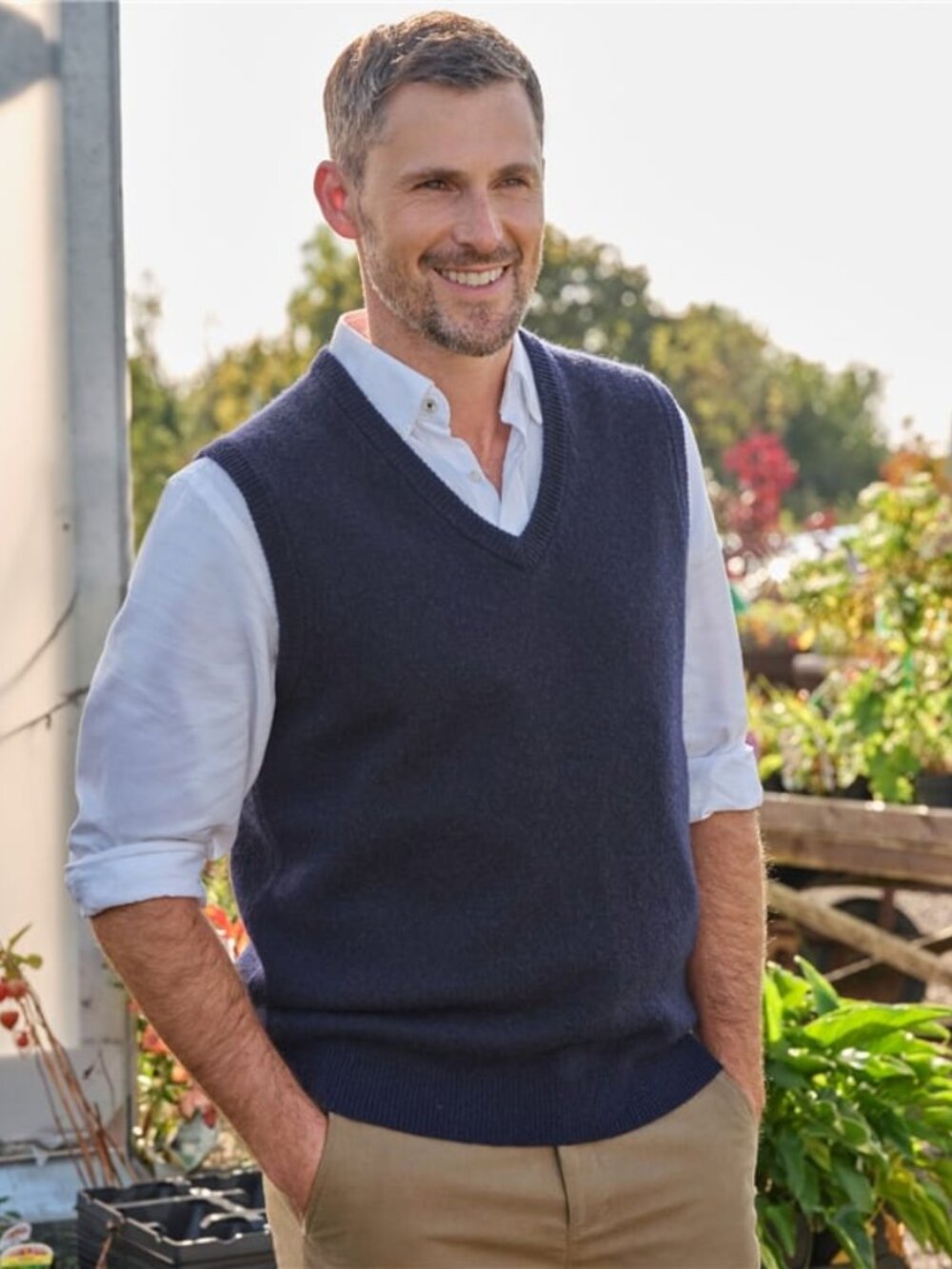 Brooks Brothers Sweater Vest Mens Large Blue Scottish Lambswool V Neck Knit